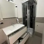 La Lirica Konukevi 3*